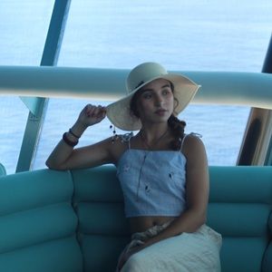 Meet your Posher, Bushra